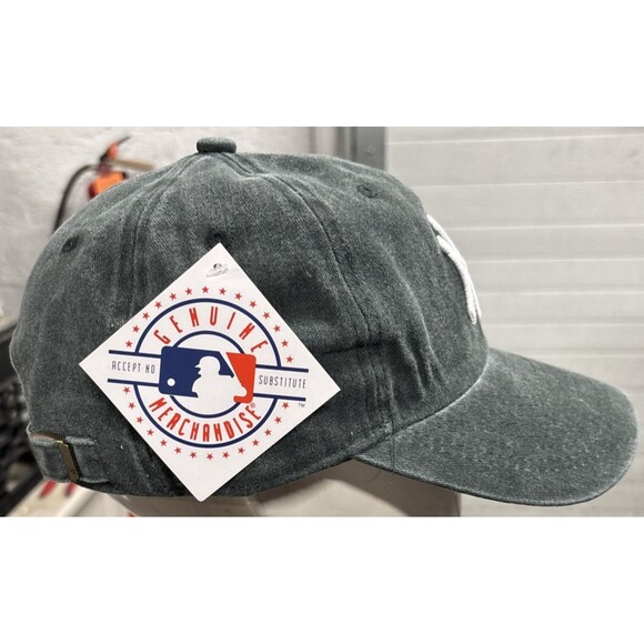 Women's New York Yankees 47 Brand Twins Distressed Strapback Adjustable Hat Cap - Picture 5 of 8